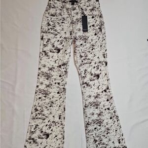 NWT Forever 21 Women's Brown & White Animal Print Flared Jeans Mid Rise Size 26